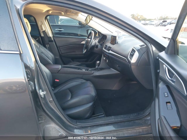 3MZBN1V76HM117187 Mazda Mazda3 Touring