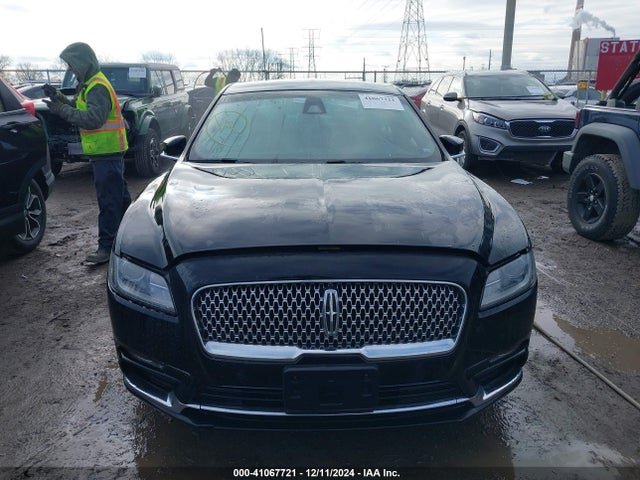 1LN6L9HK5H5620431 Lincoln Continental Livery