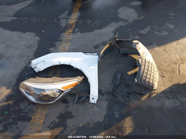 KIA SOUL + 2015 KNDJP3A51F7191617 Image 12