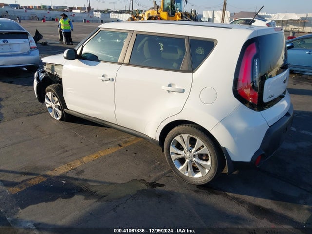 KIA SOUL + 2015 KNDJP3A51F7191617 Image 3