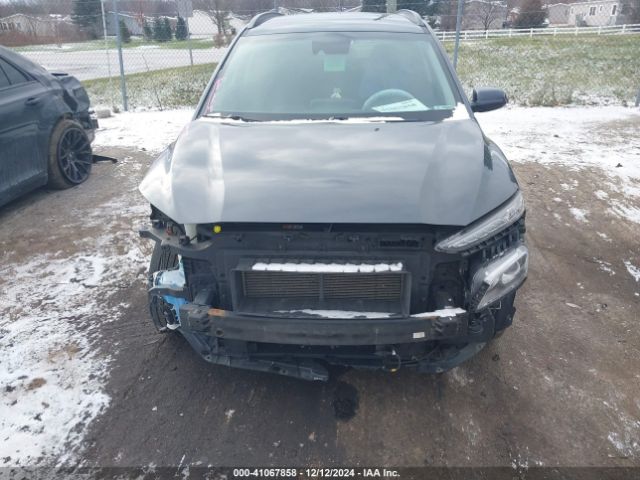KM8K2CAA2KU336736 Hyundai Kona Sel