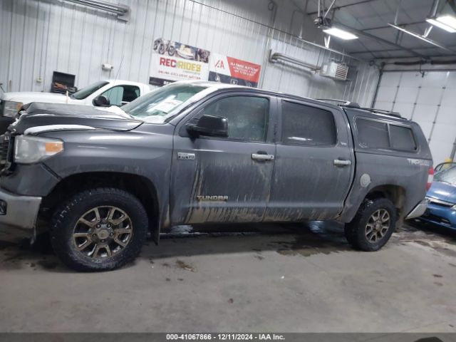 5TFDW5F10EX342818 Toyota Tundra Sr5 5.7l V8
