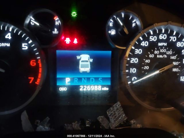 5TFDW5F10EX342818 Toyota Tundra Sr5 5.7l V8
