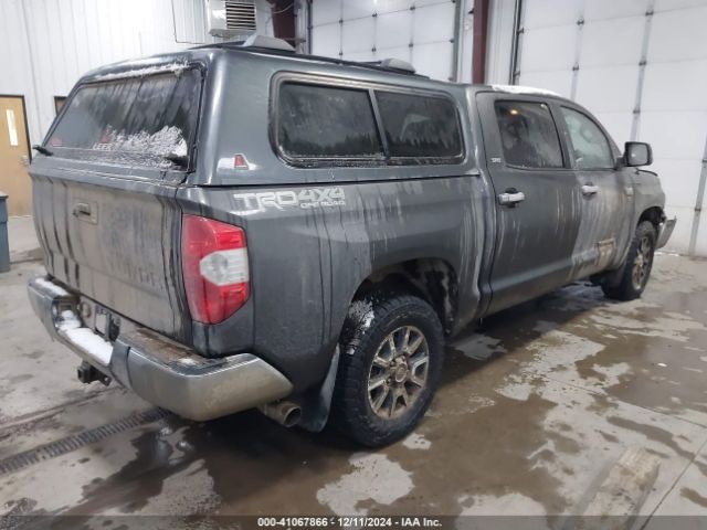 5TFDW5F10EX342818 Toyota Tundra Sr5 5.7l V8