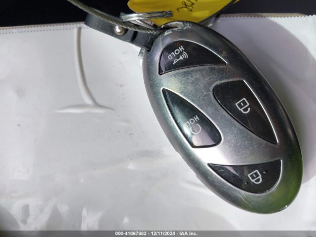 KMHLM4DJXRU103438 Hyundai Elantra Hybrid Blue