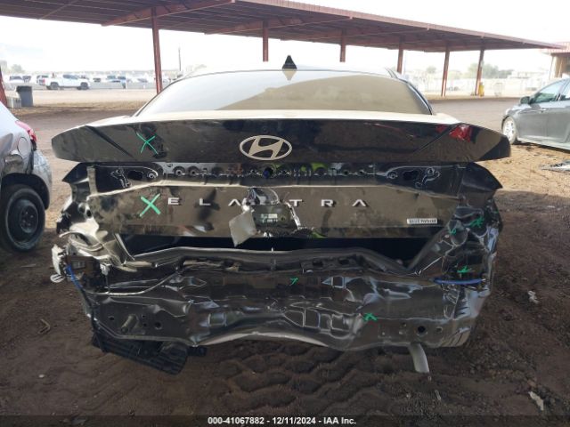 KMHLM4DJXRU103438 Hyundai Elantra Hybrid Blue