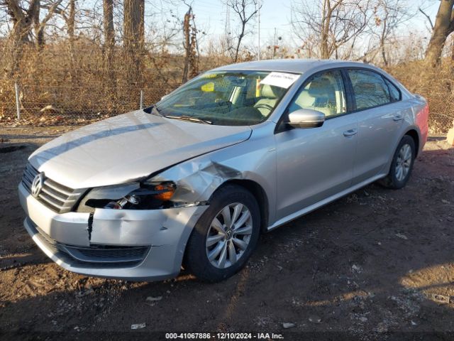 1VWAT7A31EC068484 Volkswagen Passat 1.8t Wolfsburg Edition