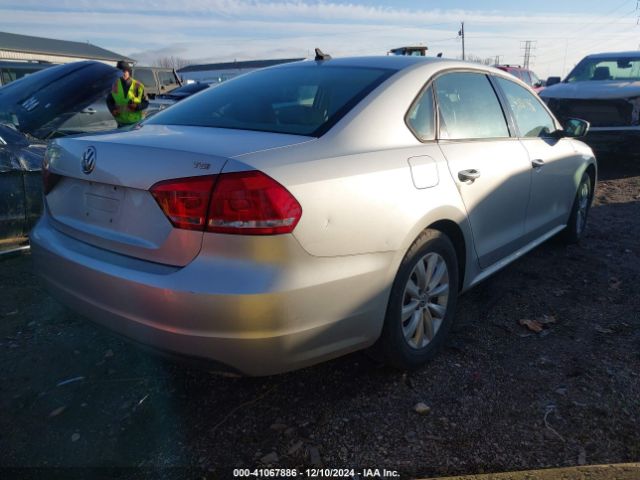 1VWAT7A31EC068484 Volkswagen Passat 1.8t Wolfsburg Edition