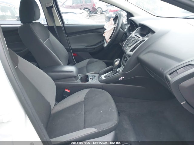 Ford FOCUS SE 2014 1FADP3F22EL193576 Image 5