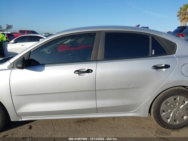 KIA RIO LX 2018 3KPA24AB6JE044583 Image 14