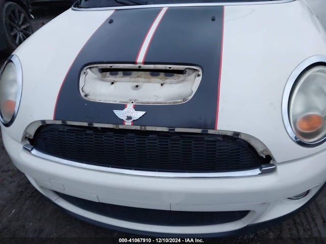2007 MINI COOPER S WMWMF73557TL92074 Photo 5