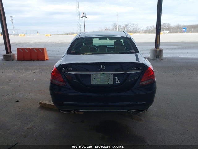 55SWF4KB9FU086948 Mercedes-Benz C 300 4matic/luxury 4matic/sport 4matic