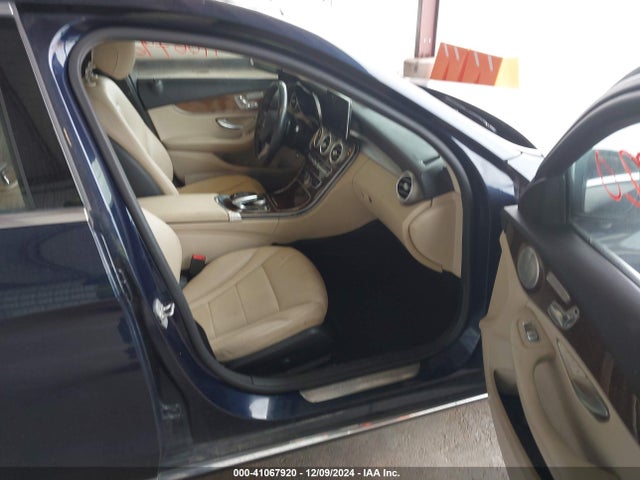 55SWF4KB9FU086948 Mercedes-Benz C 300 4matic/luxury 4matic/sport 4matic
