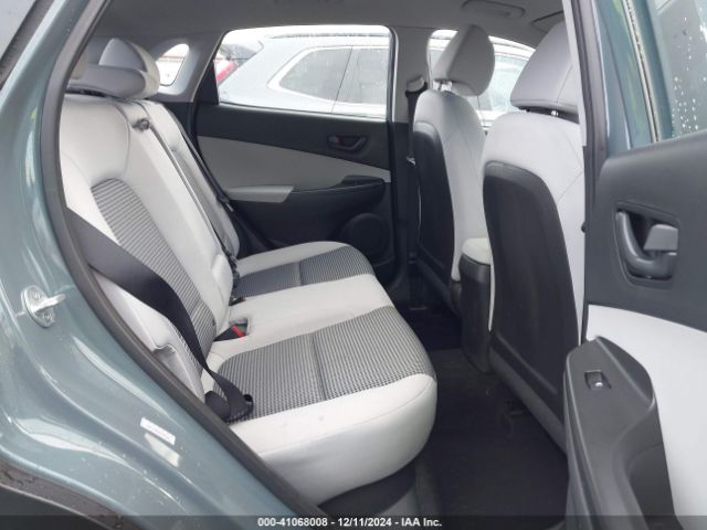 KM8K2CABXNU760436 Hyundai Kona Se