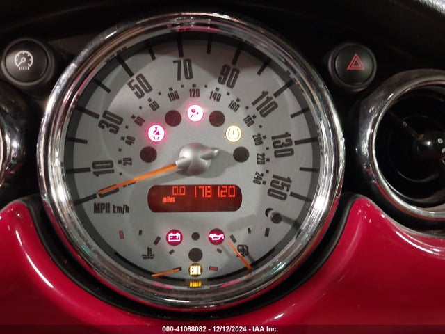 2002 MINI COOPER WMWRC33442TC35386 Photo 6