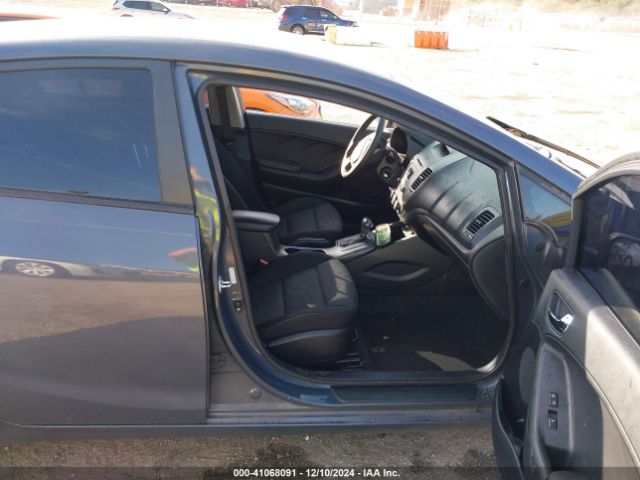 KNAFK4A60G5563333 KIA FORTE LX