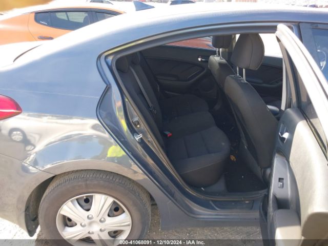 KNAFK4A60G5563333 KIA FORTE LX
