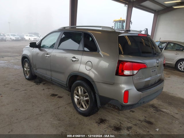 KIA Sorento Lx V6 2014 5XYKTDA75EG462364 Image 3