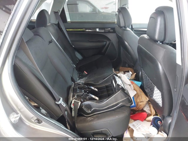 KIA Sorento Lx V6 2014 5XYKTDA75EG462364 Image 8