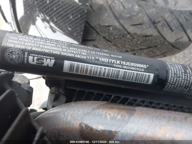 2018 HARLEY-DAVIDSON FXFBS 1HD1YLK19JC059065 Photo 9