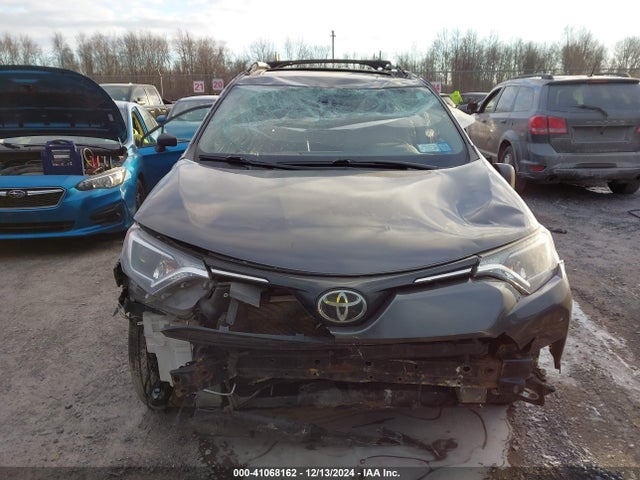 Toyota Rav4 Xle 2017 JTMWFREV3HJ708427 Image 13