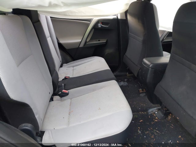 Toyota Rav4 Xle 2017 JTMWFREV3HJ708427 Image 8