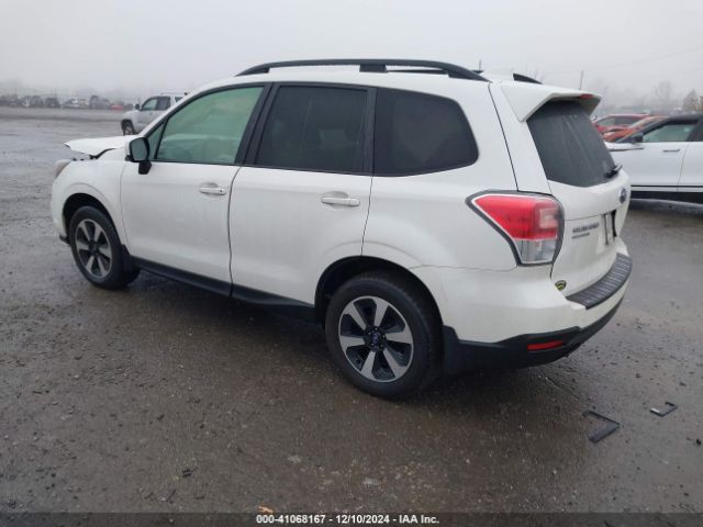 JF2SJAGC7JH523483 Subaru Forester 2.5i Premium