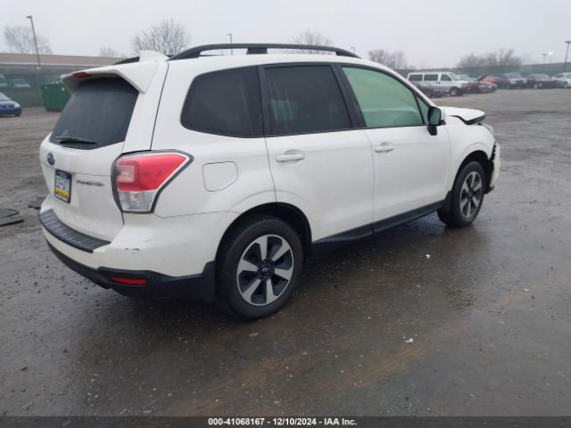 JF2SJAGC7JH523483 Subaru Forester 2.5i Premium