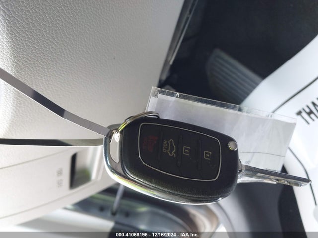 Hyundai SONATA SE 2016 5NPE24AF2GH302879 Image 11