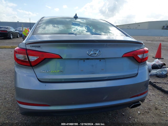 Hyundai SONATA SE 2016 5NPE24AF2GH302879 Image 17