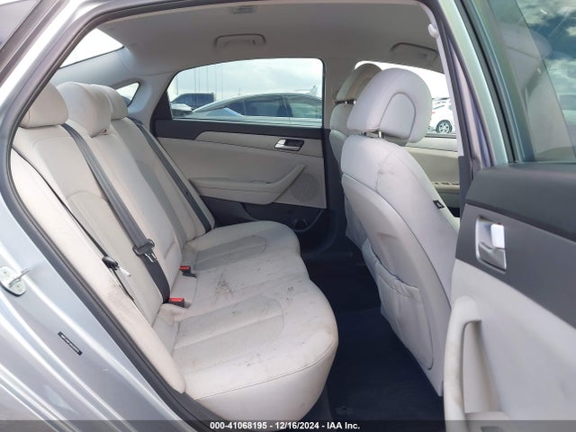Hyundai SONATA SE 2016 5NPE24AF2GH302879 Image 8