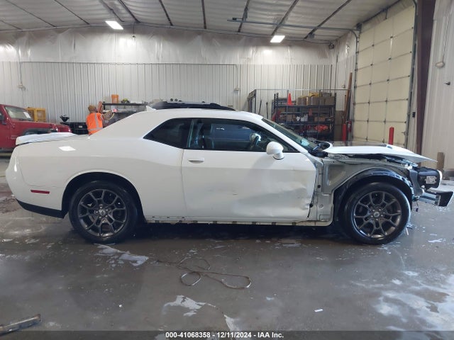 2C3CDZGG5JH257374 Dodge Challenger