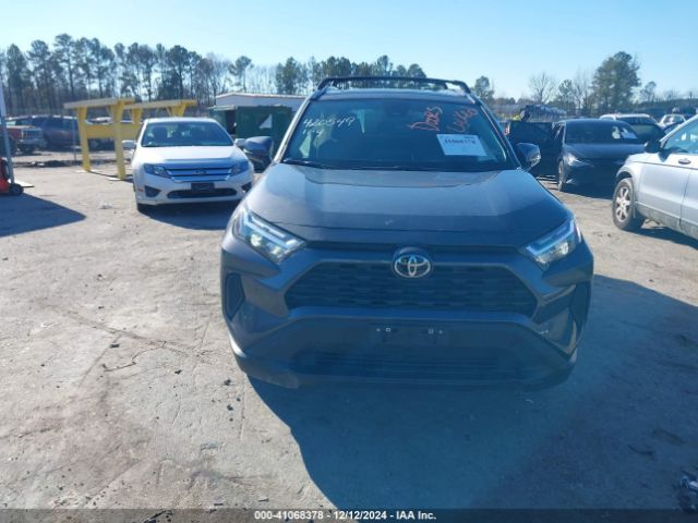 2T3P1RFV1RC408780 Toyota Rav4 Xle