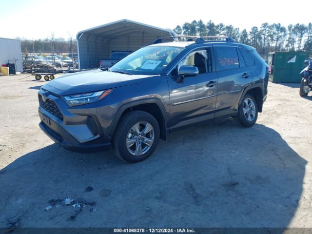 2T3P1RFV1RC408780 Toyota Rav4 Xle