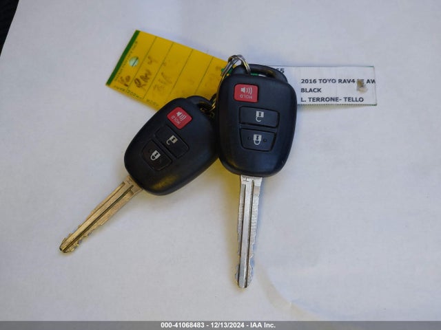 Toyota RAV4 LE 2016 2T3BFREV9GW489892 Image 11