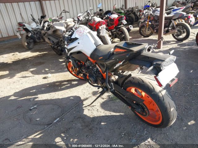 2021 KTM 890 VBKTU9408MM806049 Photo 2