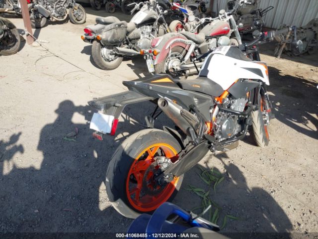 2021 KTM 890 VBKTU9408MM806049 Photo 3