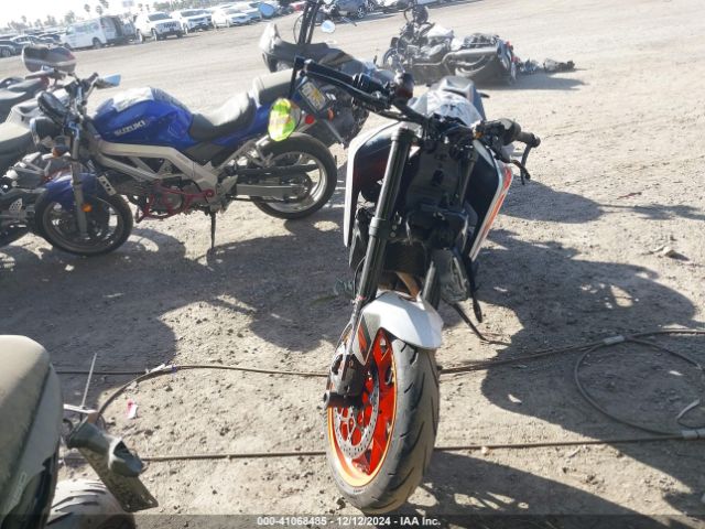 2021 KTM 890 VBKTU9408MM806049 Photo 4