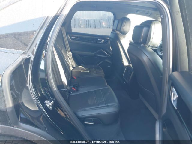WP1AA2AY3KDA15670 Porsche Cayenne