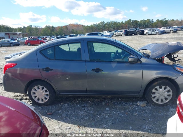 3N1CN7AP9KL831055 Nissan Versa 1.6 S+