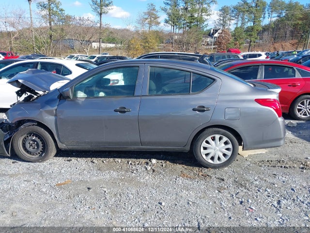 3N1CN7AP9KL831055 Nissan Versa 1.6 S+