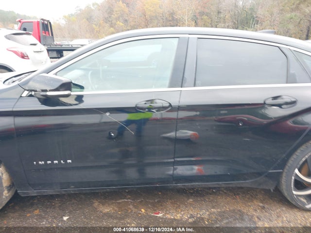 Chevrolet IMPALA 1LT 2017 2G1105S3XH9119337 Image 13