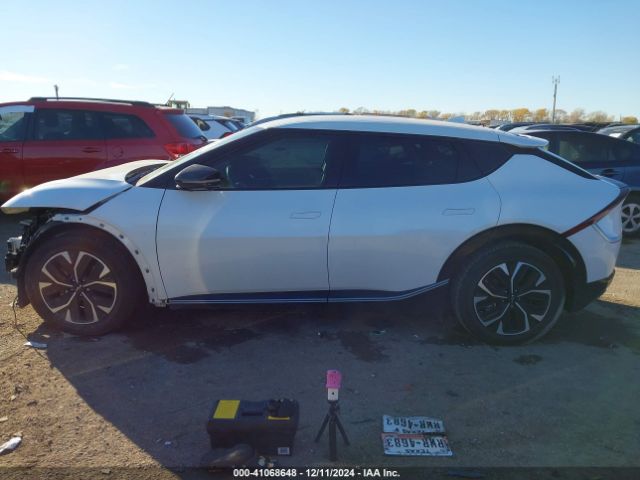 KNDC3DLC1N5043158 KIA Ev6 Wind
