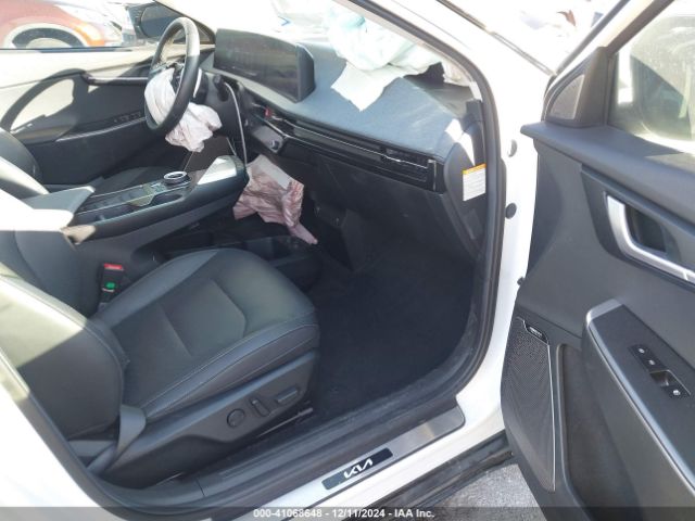 KNDC3DLC1N5043158 KIA Ev6 Wind