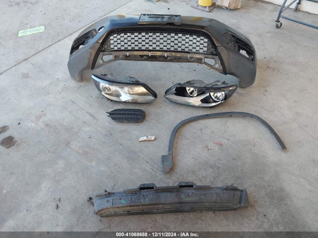 WVGBV7AX4HK055027 Volkswagen Tiguan 2.0t/s