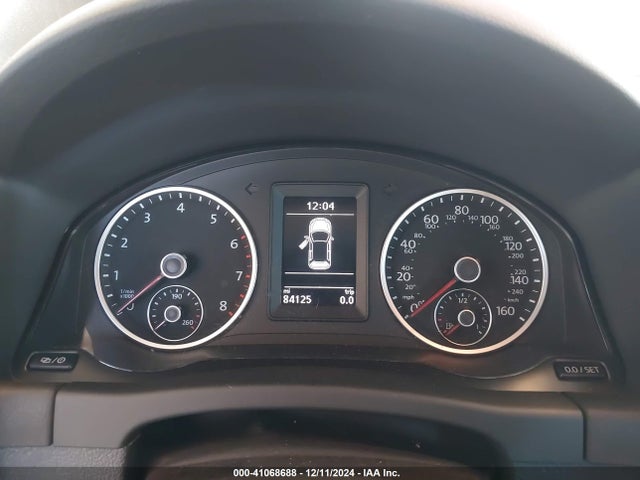 WVGBV7AX4HK055027 Volkswagen Tiguan 2.0t/s