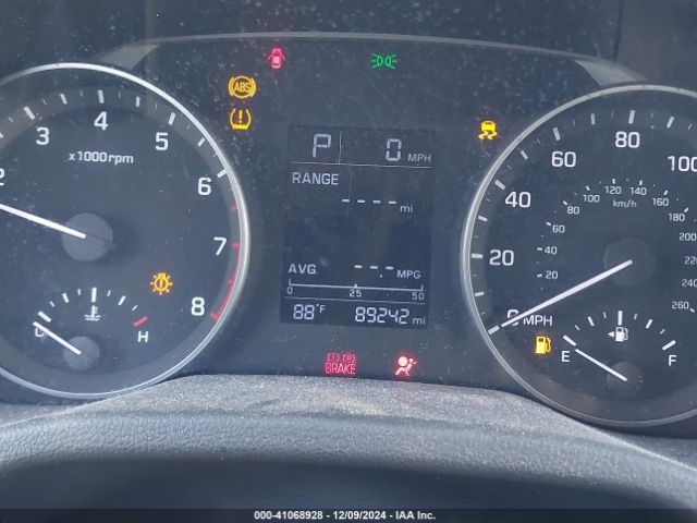 KMHD74LF8HU367121 Hyundai ELANTRA SE