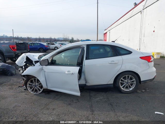 Ford FOCUS SE 2016 1FADP3F20GL332154 Image 15