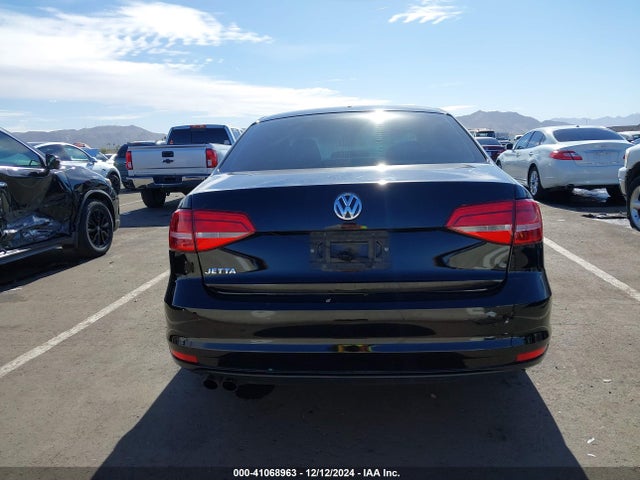 3VW2K7AJ9FM315403 Volkswagen Jetta 2.0l S