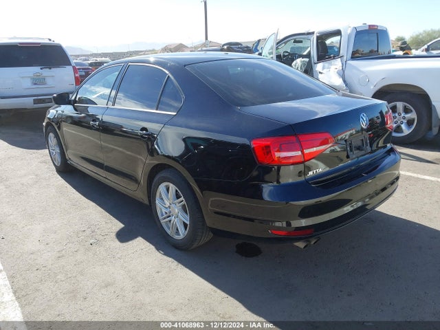 3VW2K7AJ9FM315403 Volkswagen Jetta 2.0l S
